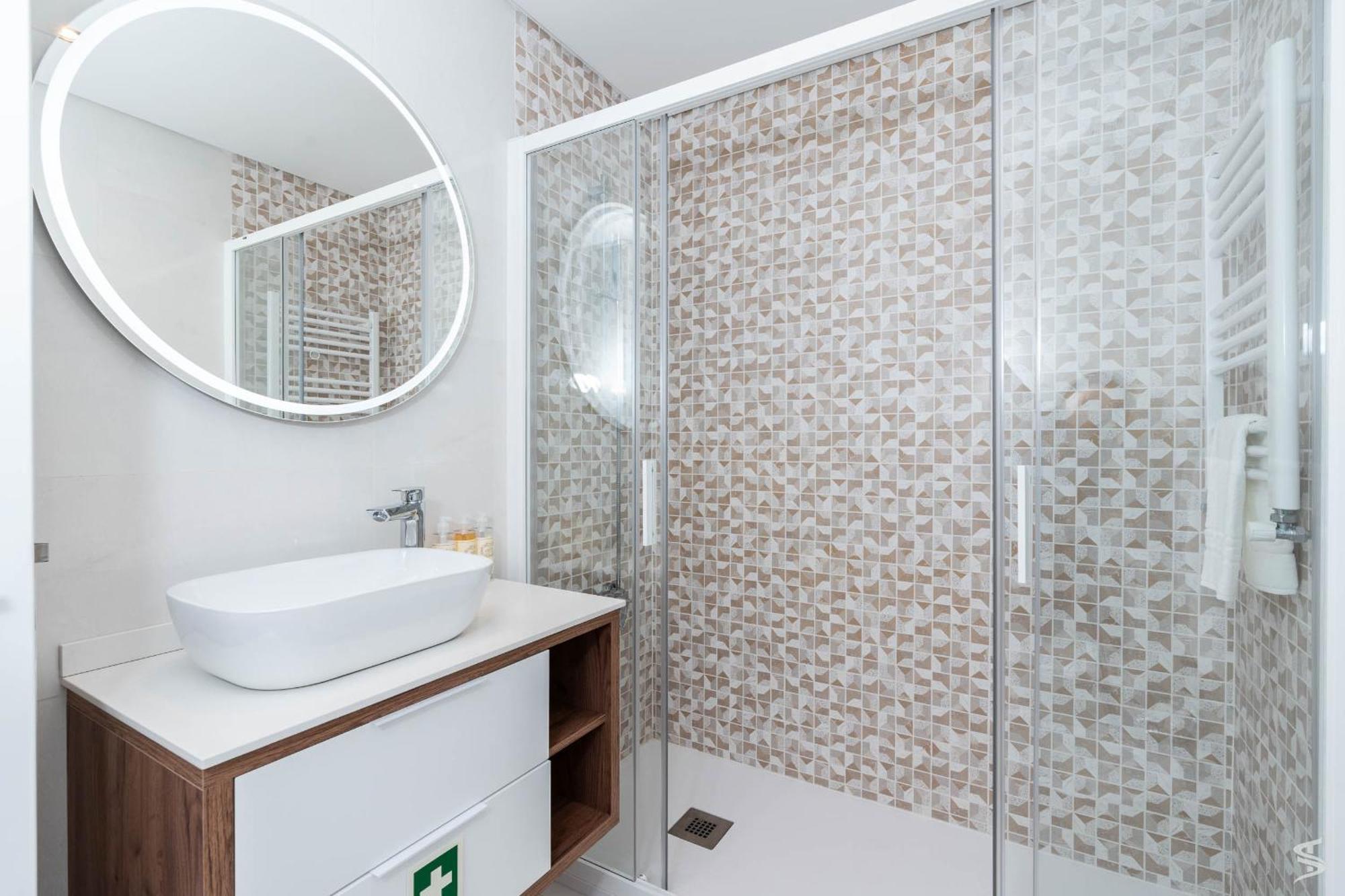 Cedofeita Sunny Apartment - Balcony & Parking Porto Zewnętrze zdjęcie